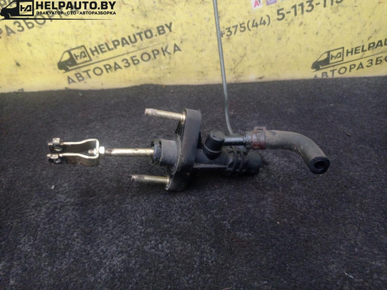 цилиндр сцепления главный Geely MK 1 поколение 2012, 1.5 л., MR479QA, бензин, 5МКПП, черный, седан, передний привод - фото №1
