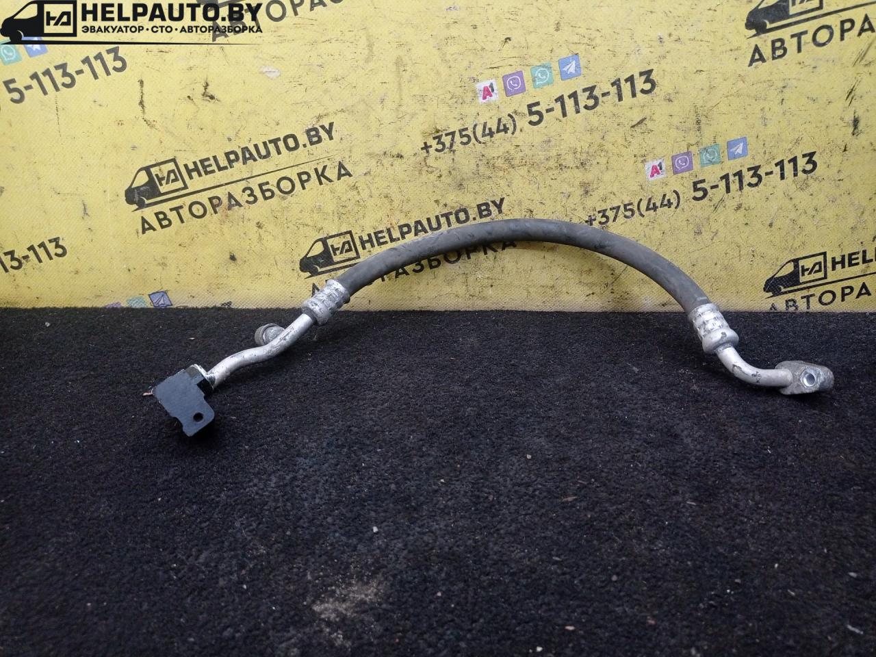 трубка кондиционера Honda Jazz 1 поколение 2002, 1.3 л., L13B, бензин, МКПП, голубой, хетчбэк 5 дв., передний привод - фото №1