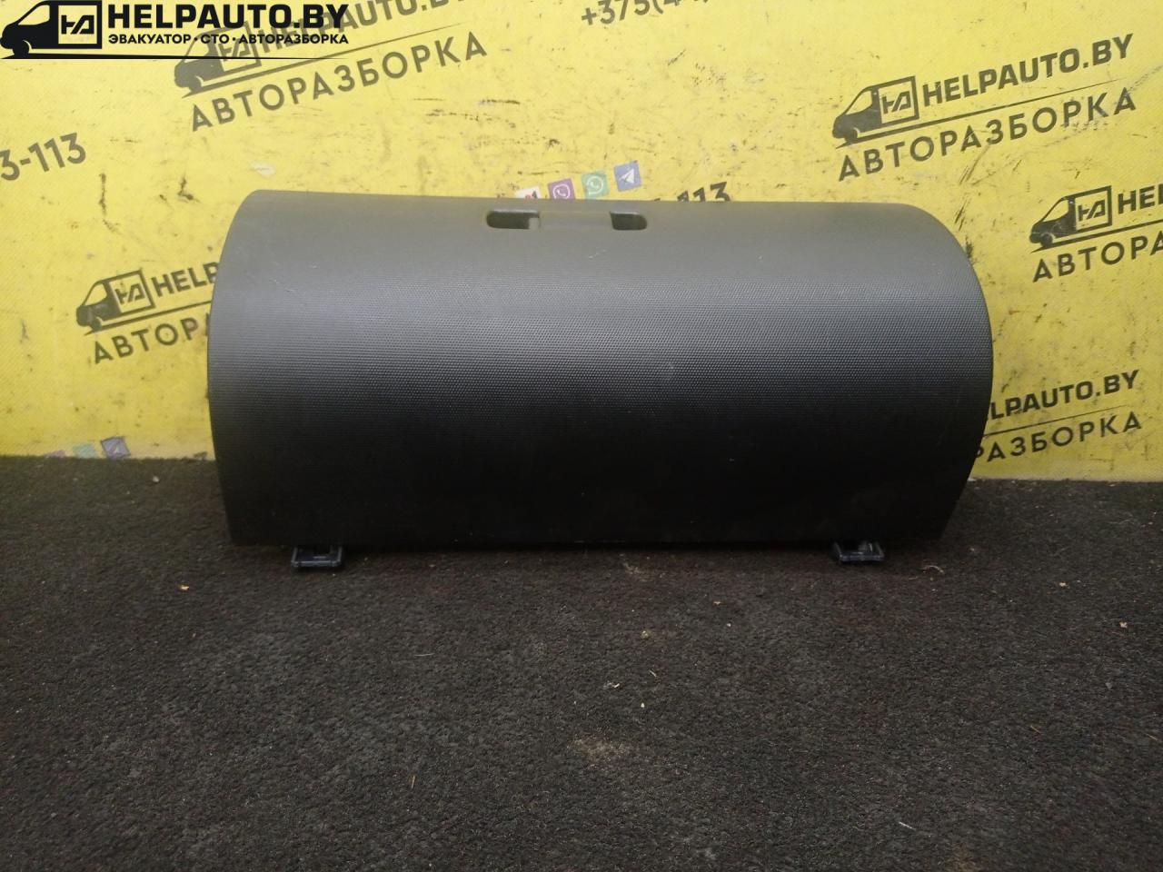 бардачок Honda Jazz 1 поколение 2002, 1.3 л., L13B, бензин, МКПП, голубой, хетчбэк 5 дв., передний привод - фото №1