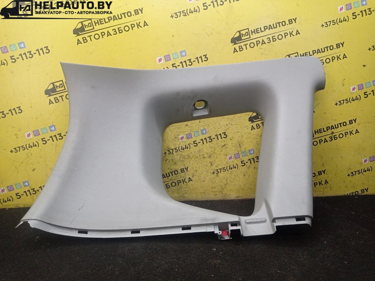 пластик Honda Jazz 1 поколение 2002, 1.3 л., L13B, бензин, МКПП, голубой, хетчбэк 5 дв., передний привод - фото №1