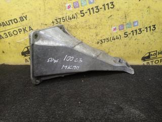 кронштейн КПП Audi 100 С3 1985, 1.8 л., бензин, 5МКПП, серый, седан, передний привод