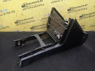 консоль салона Audi 100 С3 1985, 1.8 л., бензин, 5МКПП, серый, седан, передний привод