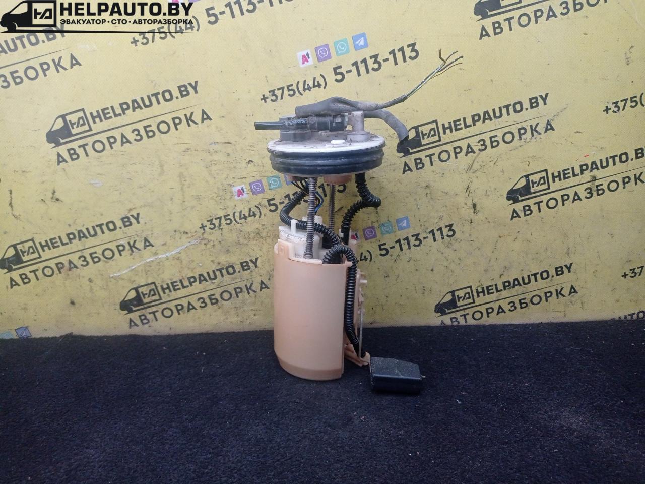 колба в бак Honda Jazz 1 поколение 2002, 1.3 л., L13B, бензин, МКПП, голубой, хетчбэк 5 дв., передний привод - фото №1