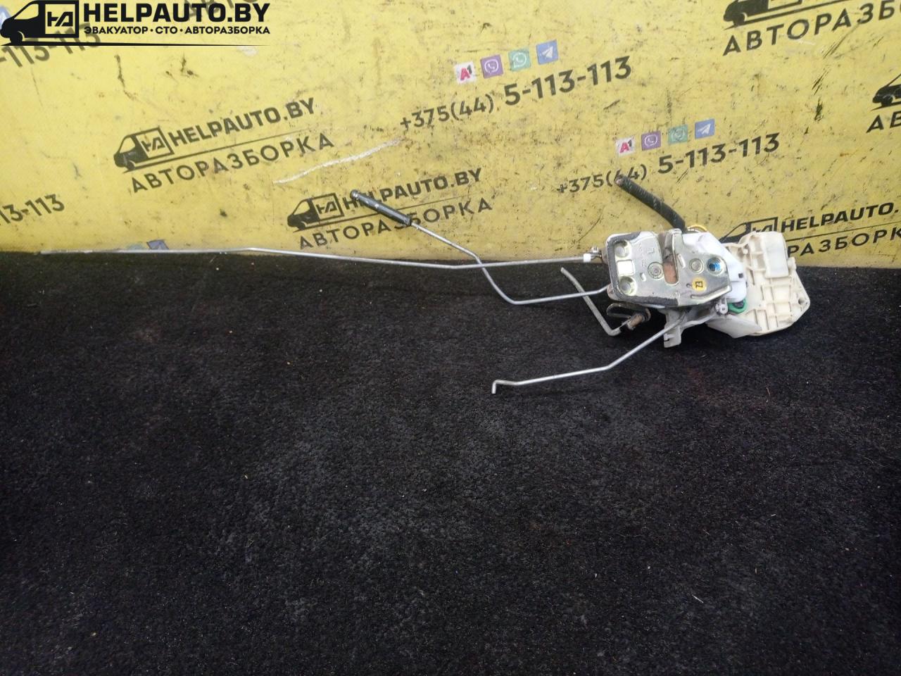 замок двери передней левой Honda Jazz 1 поколение 2002, 1.3 л., L13B, бензин, МКПП, голубой, хетчбэк 5 дв., передний привод - фото №1