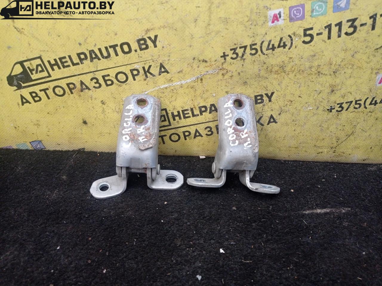 петля двери Toyota Corolla 5 поколение (E80) 1984, 1.3 л., бензин, МКПП, красный, хетчбэк 5 дв., передний привод - фото №1