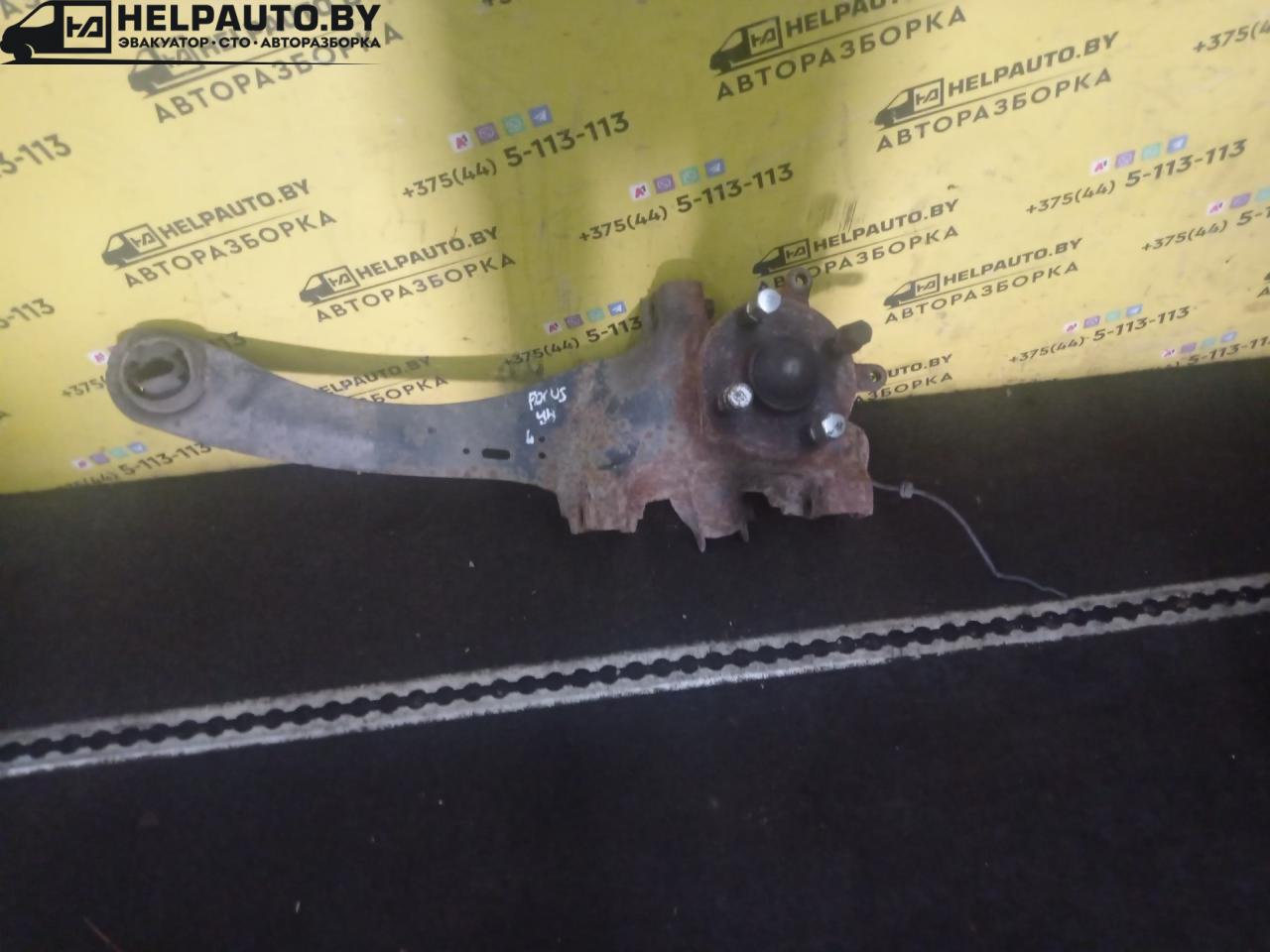 ступица задняя левая Ford Focus USA 1 поколение 2000, 2.0 л., бензин, АКПП, универсал, передний привод - фото №1