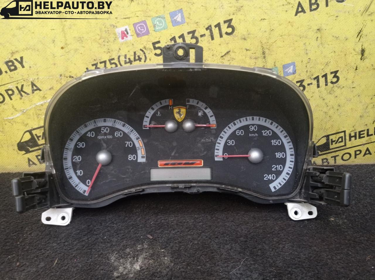 щиток приборов (приборная панель) Fiat Punto 2 поколение 2002, 1.8 л., 188 A6.000, бензин, МКПП, серый, хетчбэк 3 дв., передний привод - фото №1