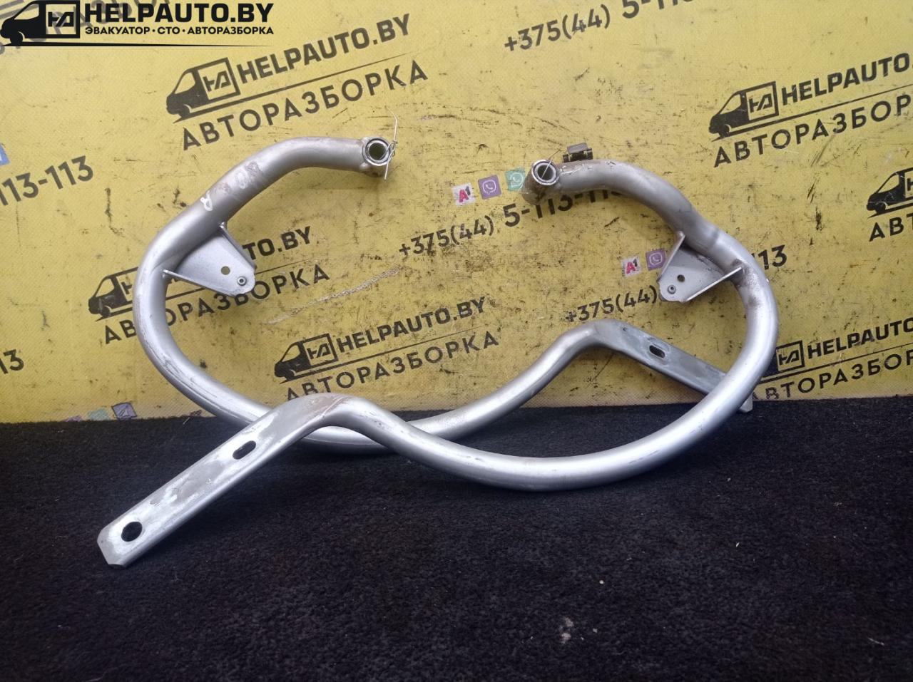 петля крышки багажника Peugeot 406 1 поколение 1997, 1.9 л., дизель, МКПП, серебро, седан, передний привод - фото №1