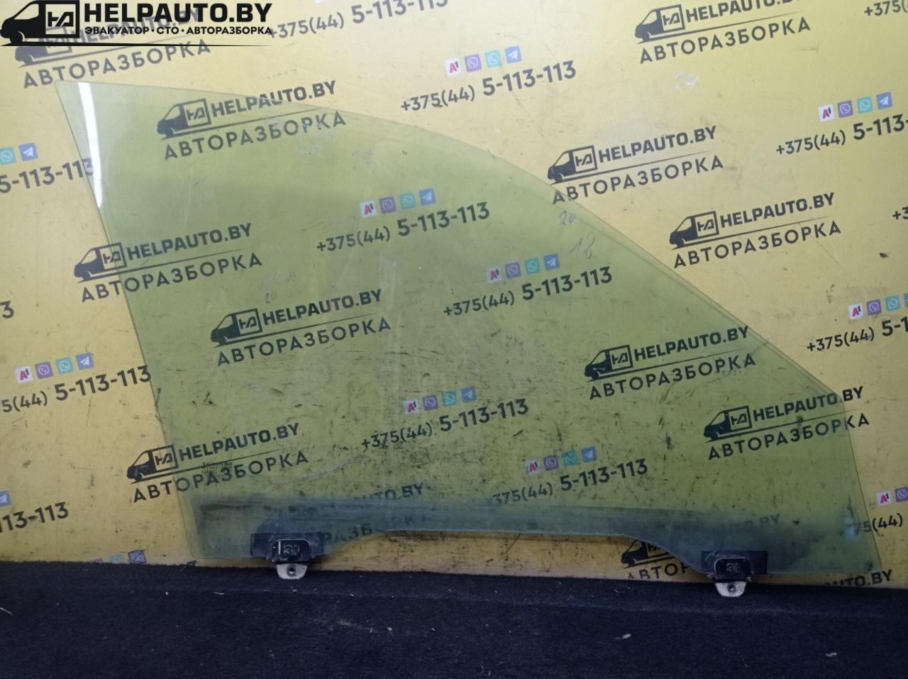 стекло двери передней левой Rover 600 Series 1 поколение 1997, 2.0 л., бензин, МКПП, зеленый, седан, передний привод - фото №1