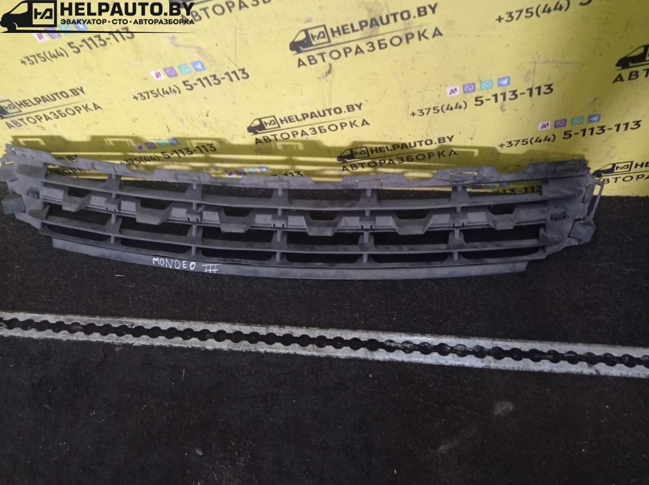 заглушка (решетка) в бампер Ford Mondeo 3 поколение 2000, 1.8 л., дизель, МКПП, передний привод - фото №1