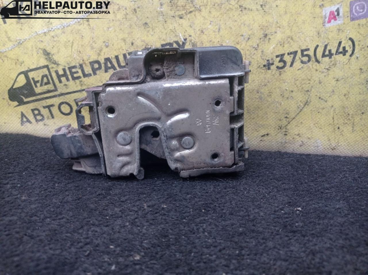 замок двери задней правой Volkswagen Golf 2 поколение 1988, 1.6 л., 1F, бензин, МКПП, хетчбэк 5 дв., передний привод - фото №1
