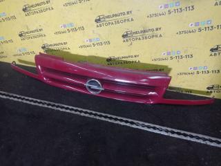 решетка радиатора Opel Astra F 1992, 1.4 л., C 14 NZ, бензин, МКПП, красный, хетчбэк 5 дв., передний привод