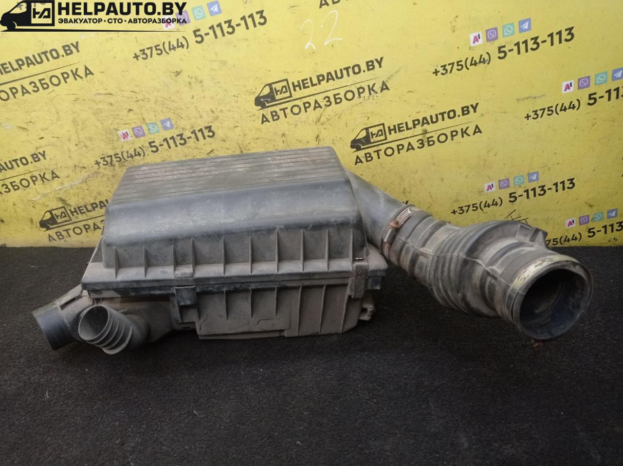 корпус воздушного фильтра Opel Astra F 1992, 1.4 л., C 14 NZ, бензин, МКПП, красный, хетчбэк 5 дв., передний привод - фото №1