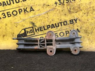 Крепление бампера переднего Audi 80 B3 1988, 1.9 л., 1Y, дизель, МКПП, серебро, седан, передний привод