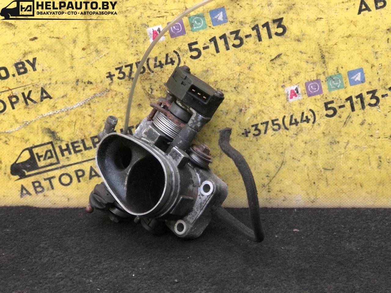 заслонка дроссельная Audi 80 8C/B4 1994, 2.0 л., бензин, МКПП, зеленый, седан, передний привод - фото №1