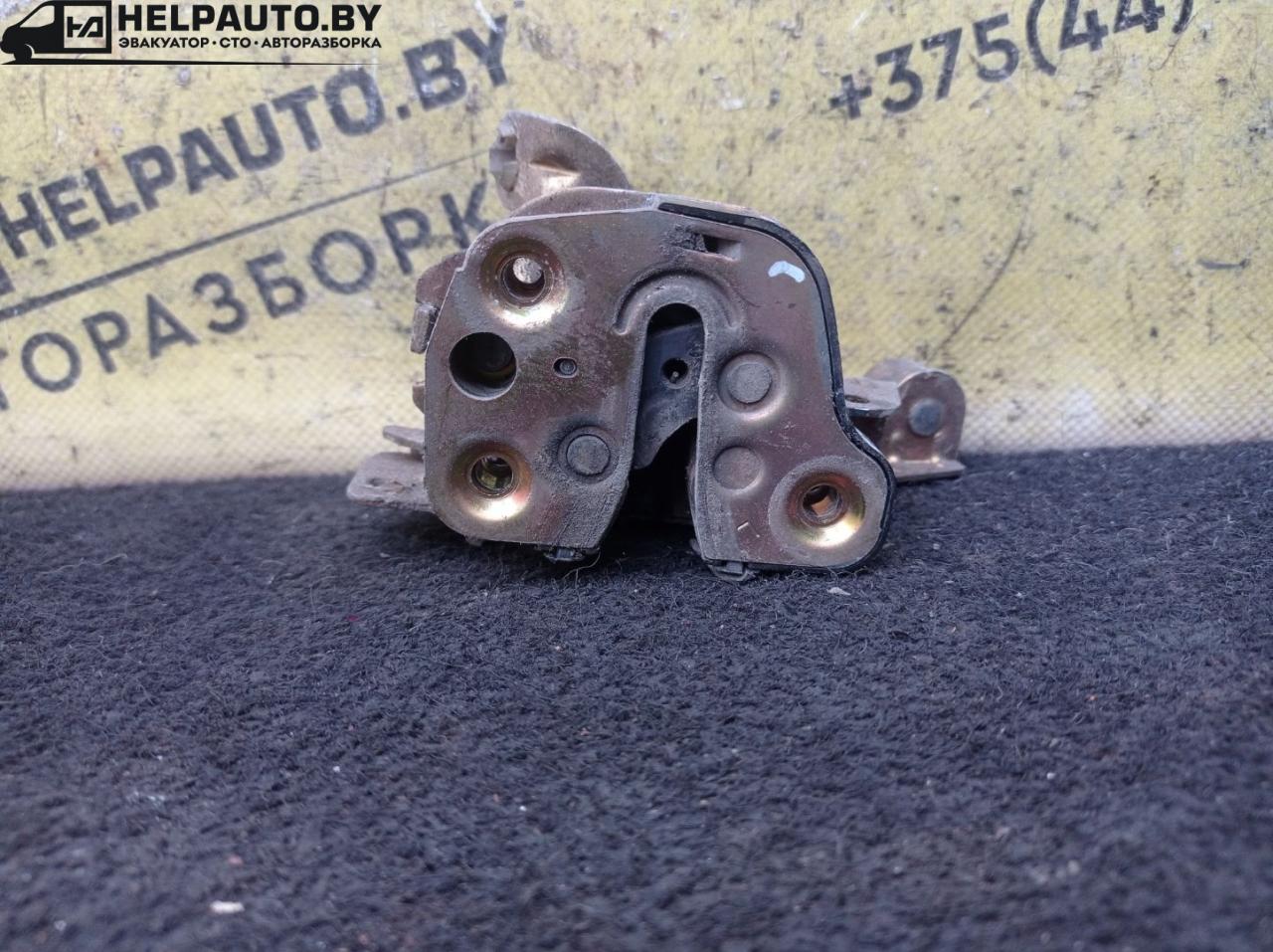 замок двери задней левой Opel Astra F 1992, 1.4 л., C 14 NZ, бензин, МКПП, красный, хетчбэк 5 дв., передний привод - фото №1
