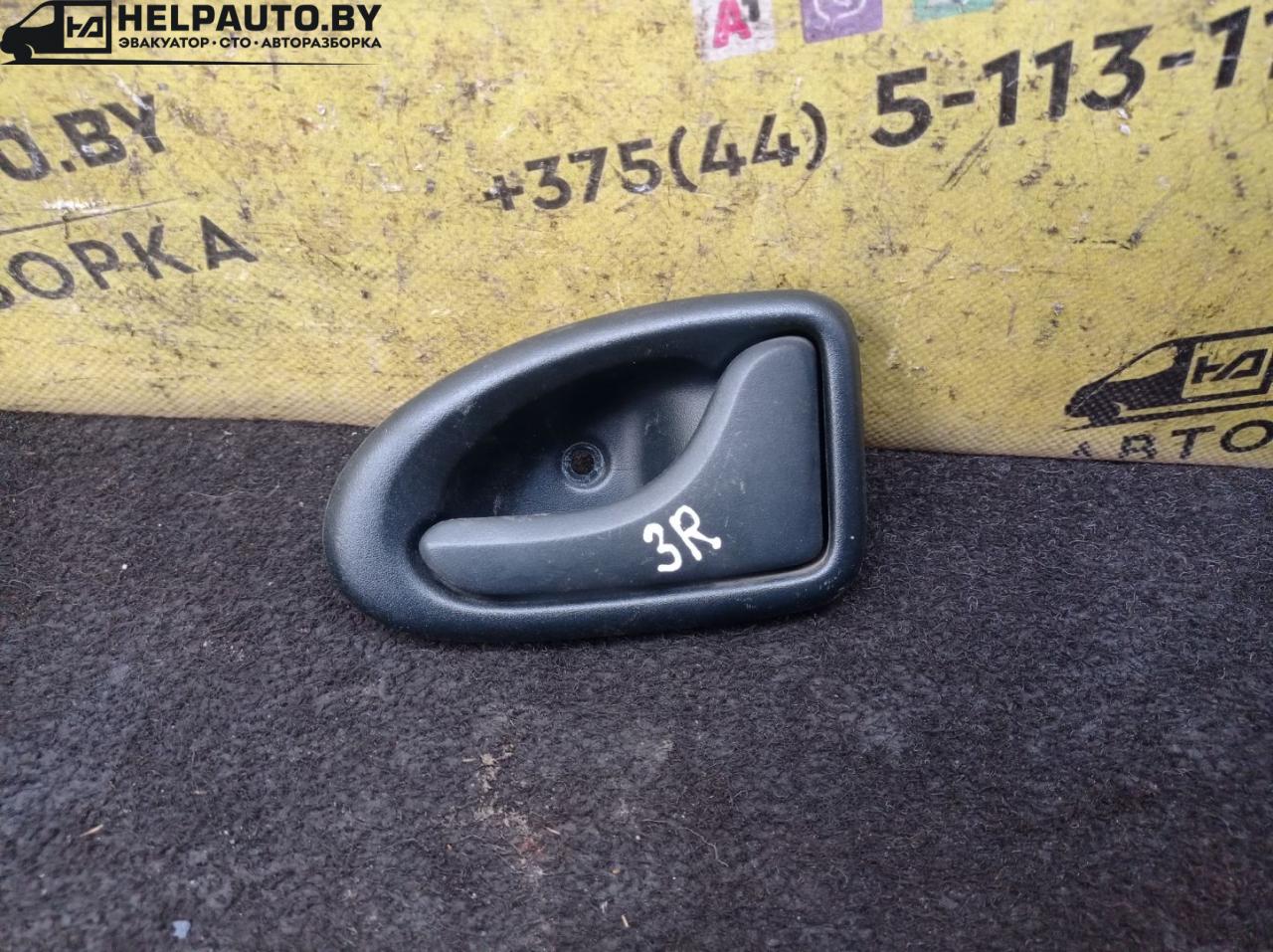 ручка внутренняя задняя правая Renault Scenic 1 поколение 1997, 1.6 л., K7M 702, бензин, МКПП, синий, минивэн, передний привод - фото №1