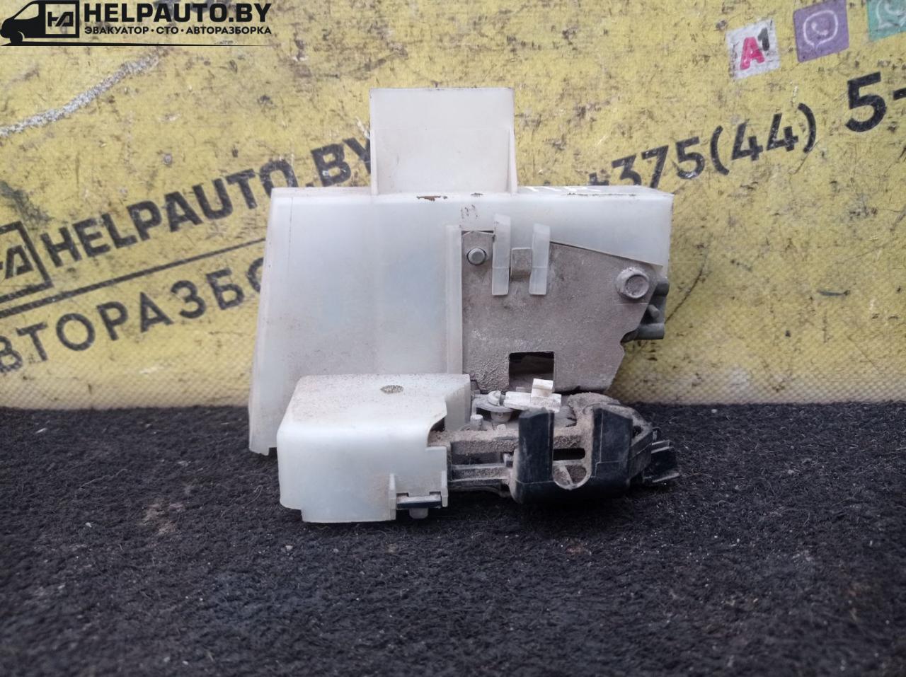 замок двери передней правой Renault Scenic 1 поколение 1997, 1.6 л., K7M 702, бензин, МКПП, синий, минивэн, передний привод - фото №1