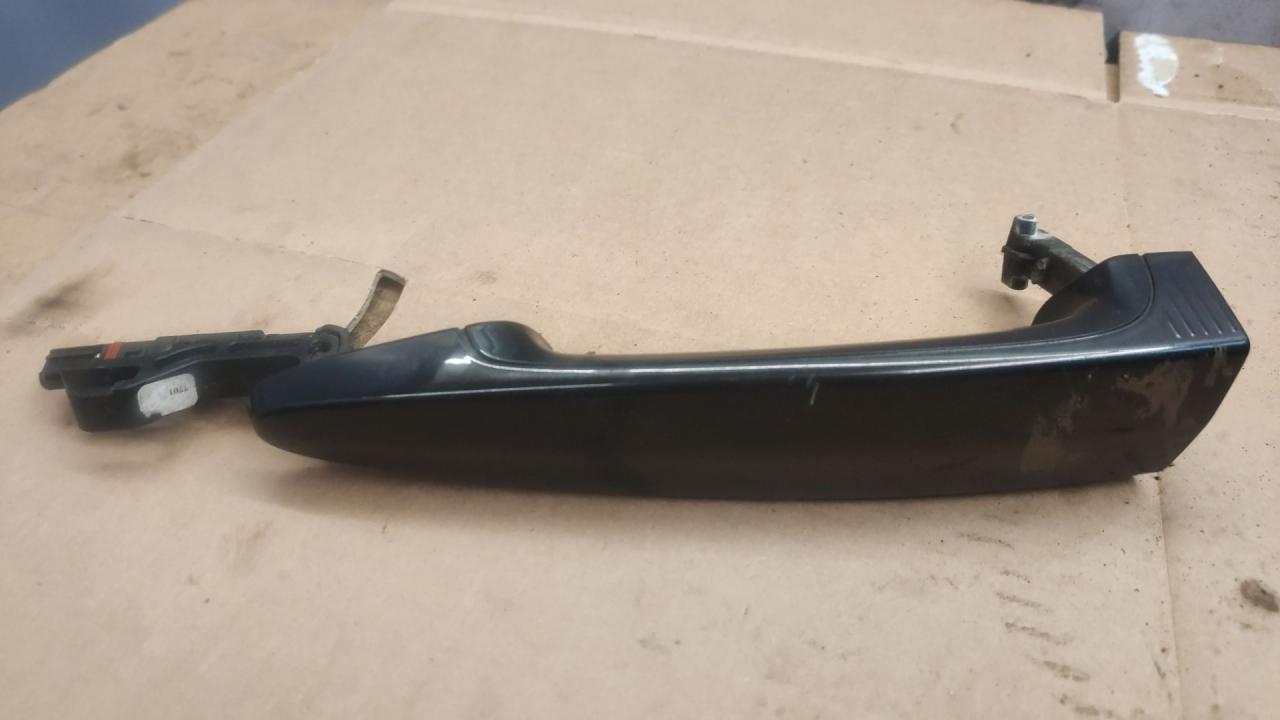 ручка наружная BMW X5 E70 2007, 3.0 л., M57 306 D3, дизель, АКПП, 7205313 - фото №1