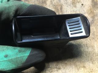 пепельница BMW 5 серия E60/E61 [рестайлинг] 2007, 3.0 л., бензин, седан, 7079389