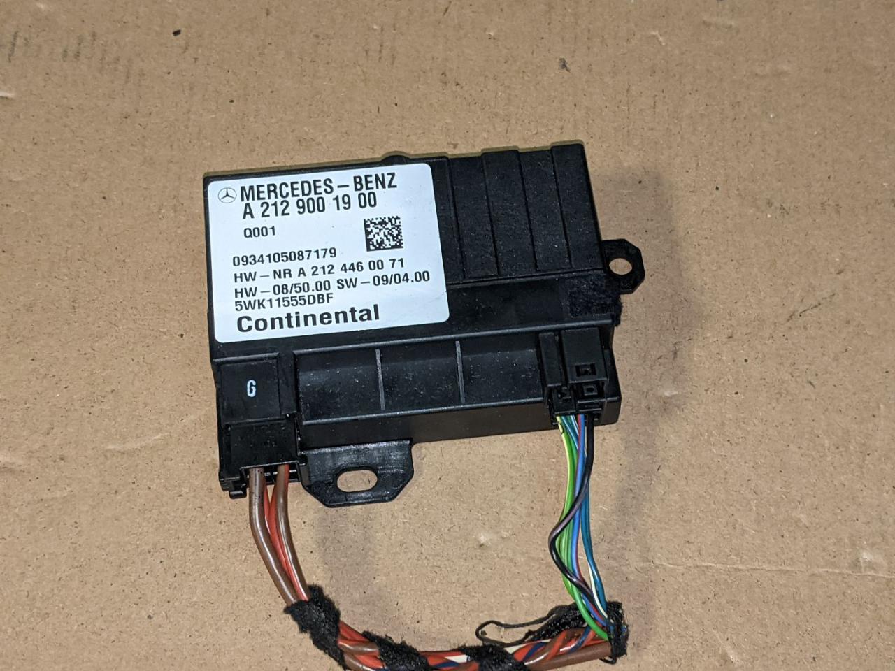 блок управления топливным насосом Mercedes-Benz E-Класс W212/S212/C207/A207 W212 2010, 2.2 л., дизель, АКПП, седан, задний привод, правый руль, A2129001900, 5WK11555DBF - фото №1