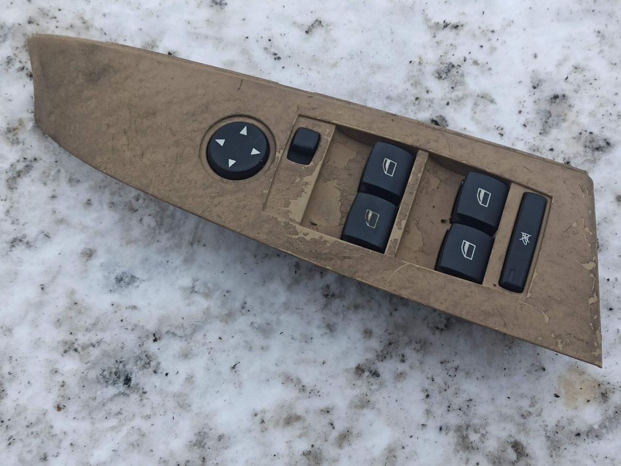 блок управления стеклоподъемниками BMW 5 серия E60/E61 2006, 3.0 л., N52 B30 A, бензин, АКПП, седан, 6951905 - фото №1