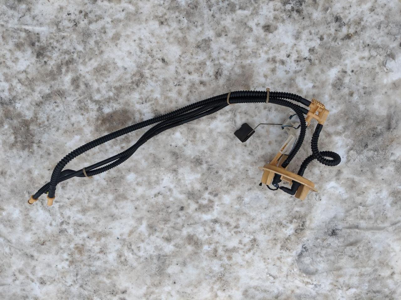 датчик уровня топлива Mercedes-Benz E-Класс W212/S212/C207/A207 W212 2010, 2.2 л., дизель, АКПП, седан, задний привод, правый руль, A2124700794 - фото №1