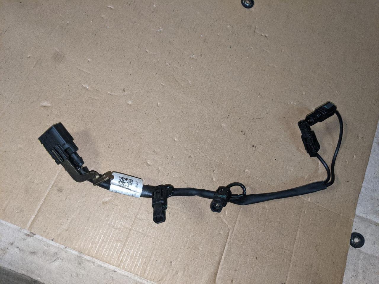 провод реле свечей накала Mercedes-Benz E-Класс W212/S212/C207/A207 2010, 2.1 л., OM 651.924, дизель, АКПП, седан, A6511501333 - фото №1