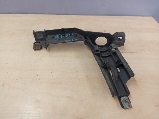крепление фары левой BMW 3 серия E46 2000, 2.2 л., M54 B22 (226S1), бензин, АКПП, седан, 1301073017