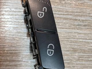 Кнопка блокировки двери Mercedes-Benz E-Класс W212/S212/C207/A207 W212 2010, 2.2 л., дизель, АКПП, седан, задний привод, правый руль, A2048706310, 2048706310