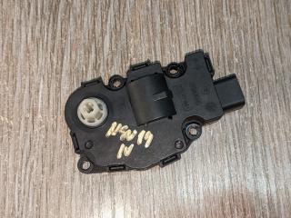 моторчик заслонки печки Mercedes-Benz E-Класс W212/S212/C207/A207 W212 2010, 2.2 л., дизель, АКПП, седан, задний привод, правый руль, EFB330