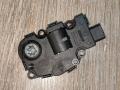 моторчик заслонки печки BMW X5 E70 2009, 4.8 л., N62 B48 A, бензин, АКПП, внедорожник 5 дв., EFB336, 929888G, 6956706 - фото №3