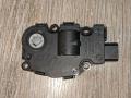 моторчик заслонки печки BMW X5 E70 2009, 4.8 л., N62 B48 A, бензин, АКПП, внедорожник 5 дв., EFB336, 929888G, 6956706 - фото №3