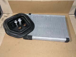 испаритель кондиционера Mercedes-Benz C-Класс W205/S205/C205 2015, 2.0 л., M 274.920, бензин, АКПП, седан, правый руль, J2842