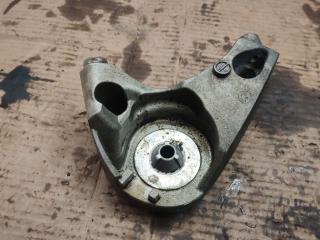 кронштейн (крепление) BMW 7 серия G11/G12 G11 2018, 4.4 л., N63 B44 C, бензин, 7646904