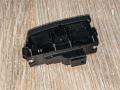 кнопка центрального замка Mercedes-Benz M-Класс W166 2012, 2.1 л., OM 651.960, дизель, АКПП, мокрый асфальт, внедорожник 5 дв., A2049058502, 2049058502 - фото №4