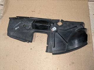 воздуховод (дефлектор) радиатора BMW 5 серия E60/E61 [рестайлинг] E60 2007, 3.0 л., N54 B30 A, бензин, АКПП, белый, седан, задний привод, 51747184518