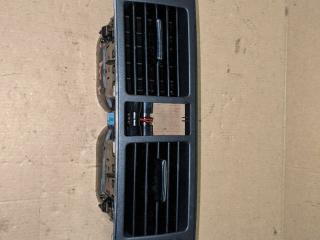 дефлектор обдува салона Mercedes-Benz C-Класс W204/S204/C204 [рестайлинг] W204.054 2011, 3.0 л., M 272.947, бензин, АКПП, черный, седан, задний привод, A2048307354