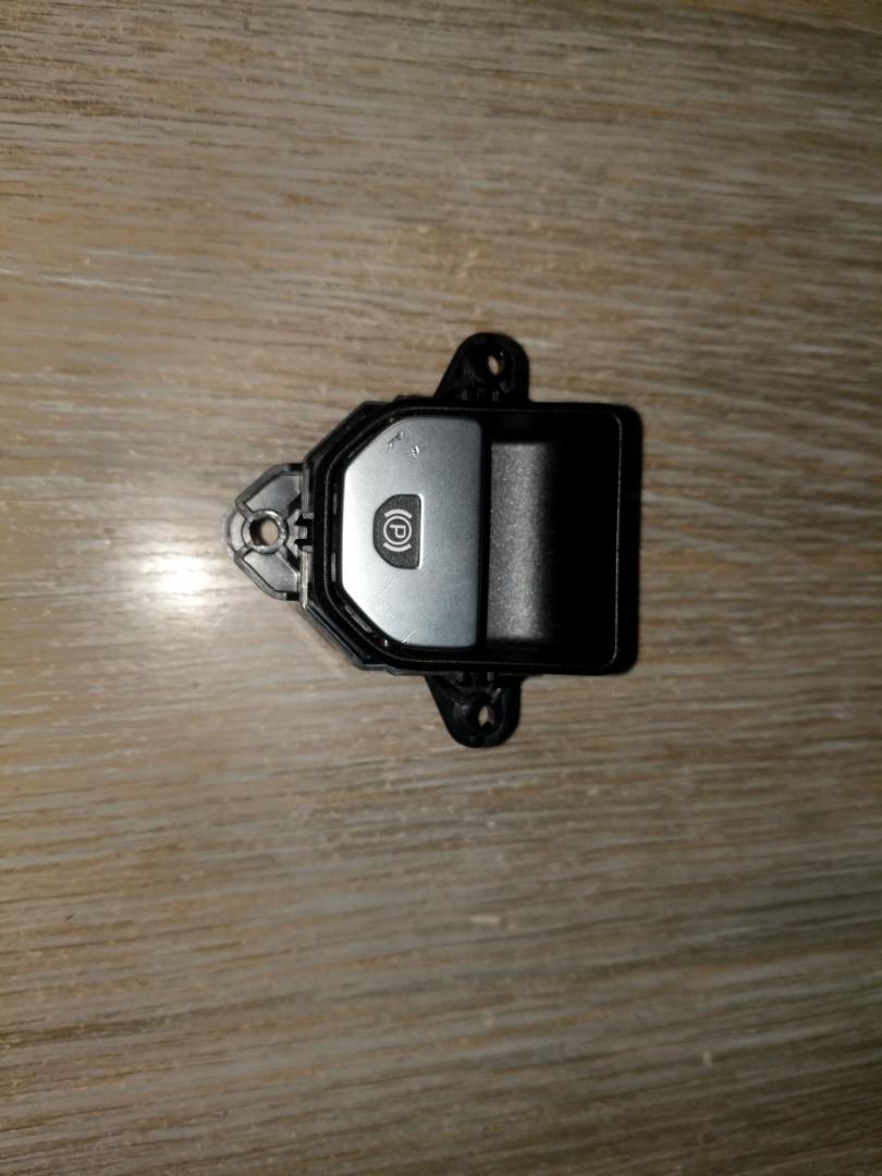 кнопка ручного тормоза (ручника) Land Rover Range Rover Evoque L538 2013, 2.2 л., 224DT, дизель, АКПП, внедорожник 5 дв., BJ32-15K850-AD - фото №1