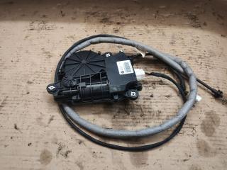 активатор замка багажника BMW 7 серия F01/F02 F01 2011, 4.4 л., N63 B44 A, бензин, АКПП, черный, 7191213