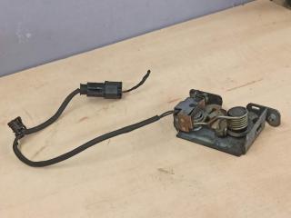 замок капота BMW X5 E70 2009, 3.0 л., M57 D30 (306D3), дизель