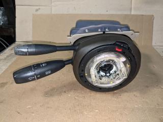 переключатель подрулевой (стрекоза) Mercedes-Benz C-Класс W204/S204/C204 [рестайлинг] W204.054 2011, 3.0 л., M 272.947, бензин, АКПП, черный, седан, задний привод, A2049000504
