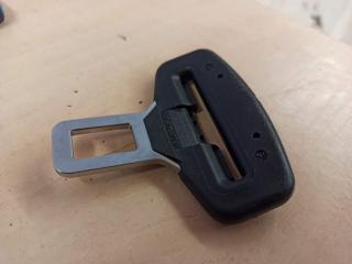 заглушка крепления ремня безопасности BMW X5 E70 2009, 3.0 л., M57 D30 (306D3), дизель