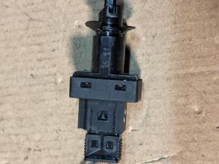 датчик педали сцепления Mercedes-Benz E-Класс W212/S212/C207/A207 2009, МКПП, A0065451014