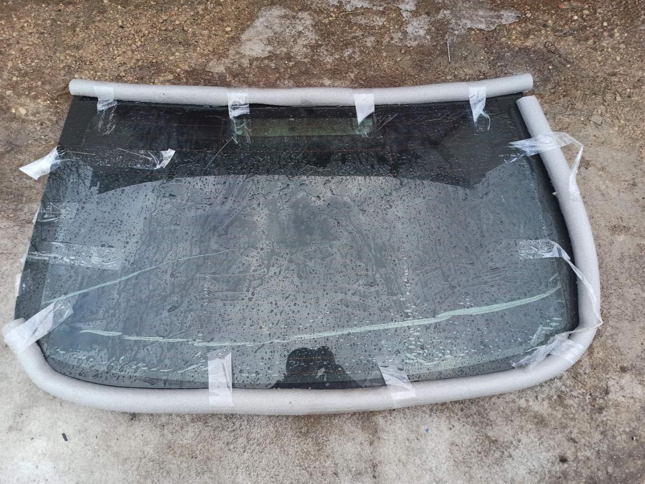 стекло заднее BMW 3 серия F30/F31/F34 F30 2012, 3.5 л., N55 B30 A, бензин, АКПП, седан, задний привод - фото №1