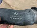 патрубок интеркулера BMW 3 серия F30/F31/F34 F30 2012, 3.5 л., N55 B30 A, бензин, АКПП, седан, задний привод, 7602652, 13717602652 - фото №3