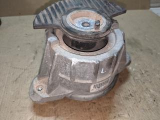 подушка крепления двигателя Mercedes-Benz C-Класс W204/S204/C204 [рестайлинг] W204.054 2011, 3.0 л., M 272.947, бензин, АКПП, черный, седан, задний привод, A2042400917