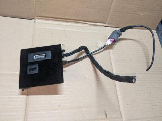 разъем AUX / USB Mercedes-Benz E-Класс W212 [рестайлинг] W212 2013, 3.5 л., бензин, универсал, A2128210911