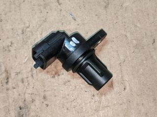 датчик распредвала Mercedes-Benz C-Класс W204/S204/C204 [рестайлинг] W204.054 2011, 3.0 л., M 272.947, бензин, АКПП, черный, седан, задний привод, A2729050143, 0232103109