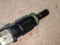форсунка Mercedes-Benz C-Класс W204/S204/C204 [рестайлинг] W204.054 2011, 3.0 л., M 272.947, бензин, АКПП, черный, седан, задний привод, A2720780249 - фото №2